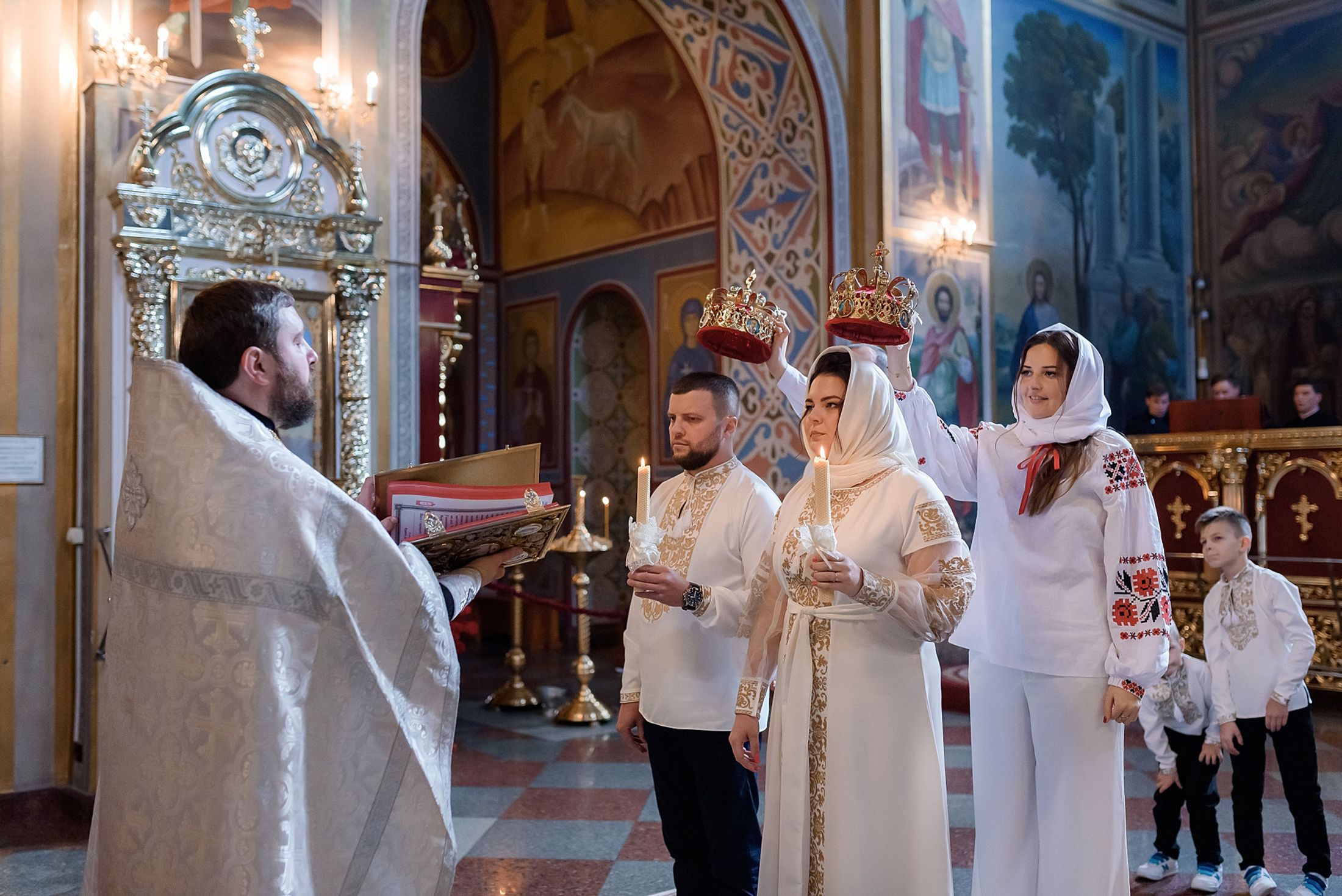 Вінчання Катерини та Артема. Михайлівський собор — Таїнство хрещення та вінчання #9
