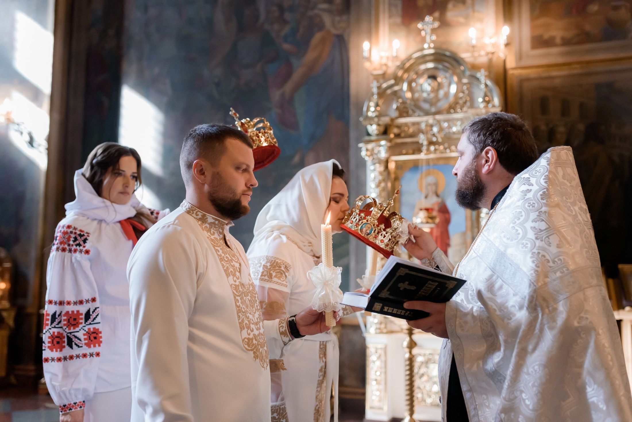 Вінчання Катерини та Артема. Михайлівський собор — Таїнство хрещення та вінчання #21