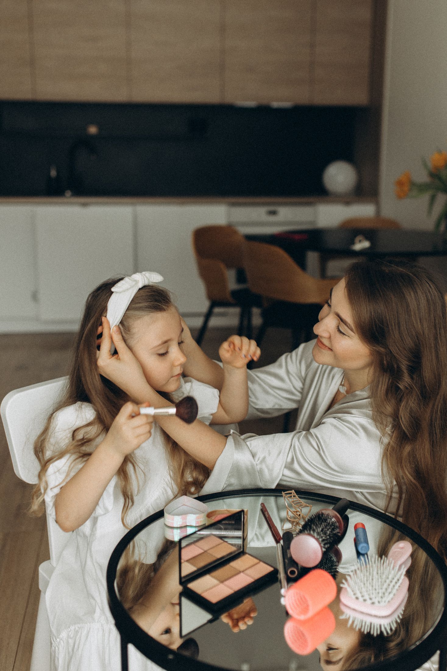 Olenka i Polia — Family #14