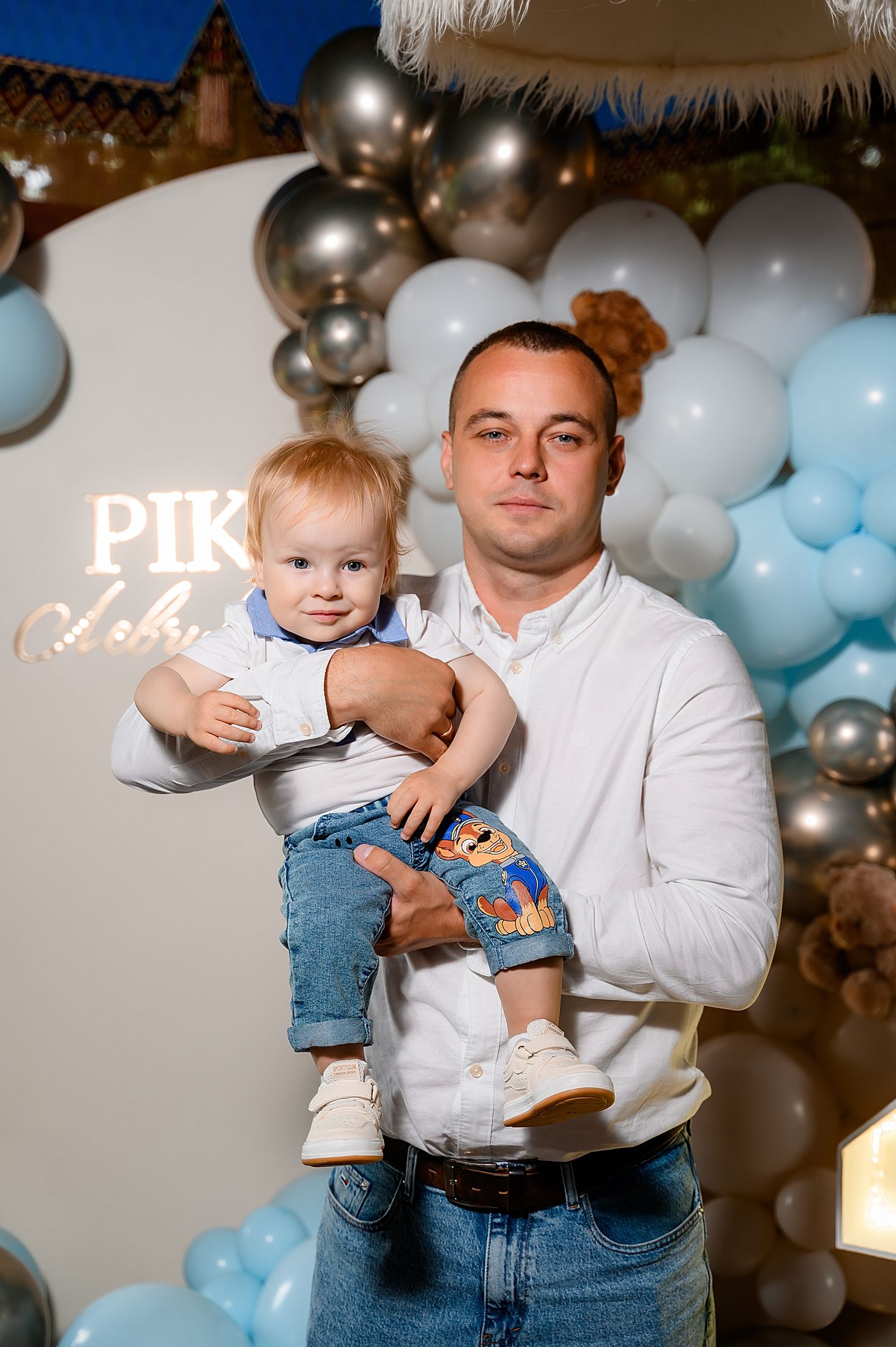 Леву 1 рік — Зйомка на бенкеті #10