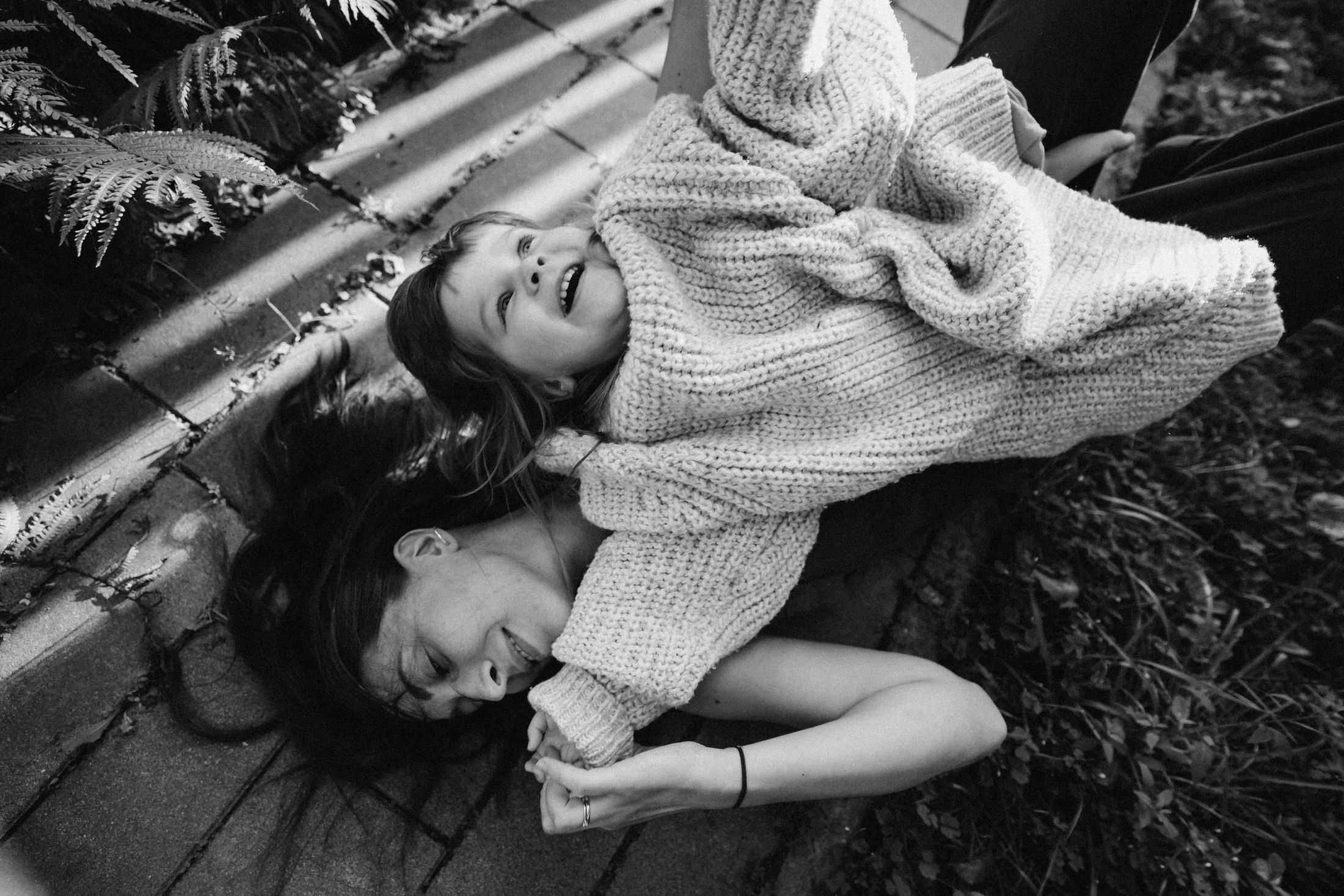 Mom with her little daughters — Wedding/Love story/Family #52