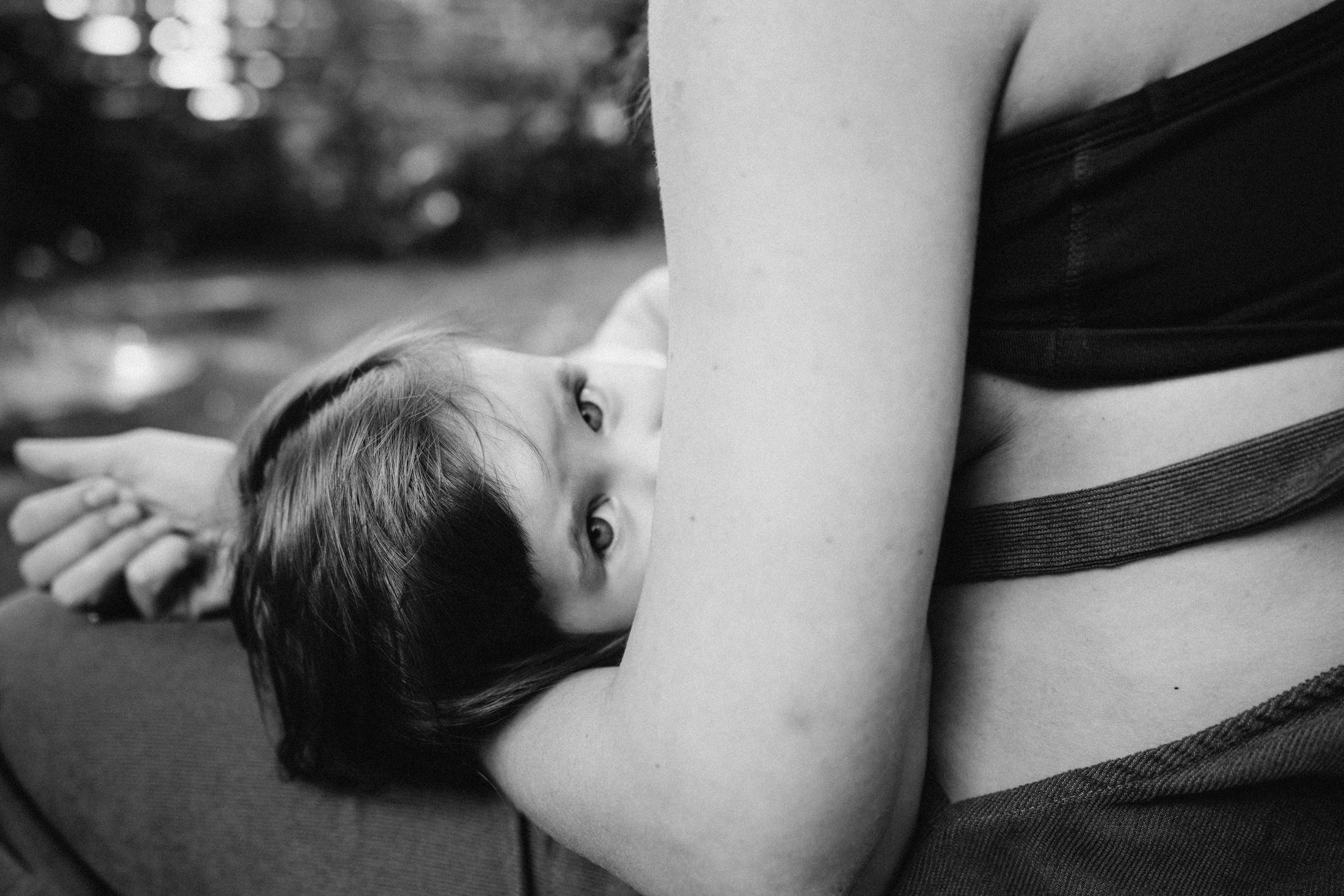 Mom with her little daughters — Wedding/Love story/Family #18