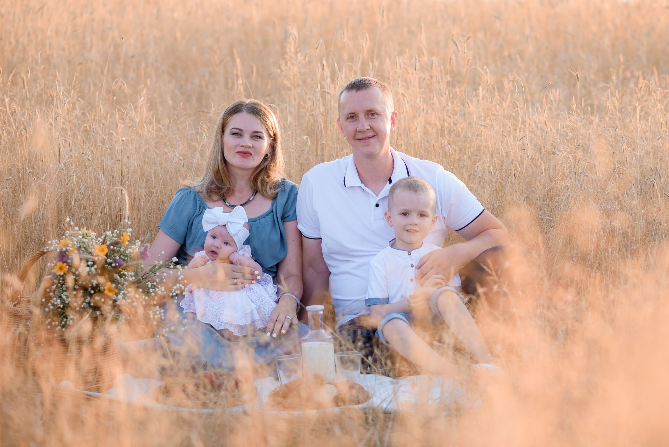 Валерія з родиною